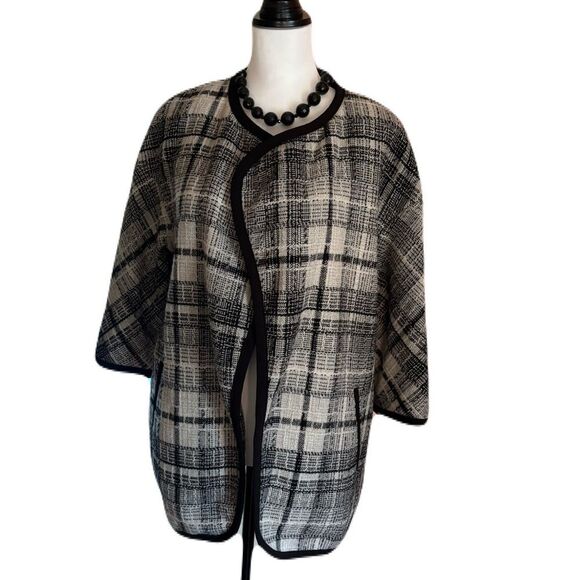 Cynthia Rowley Black and White Plaid Wool Blend Cardigan - XS, EUC - Picture 2 of 10